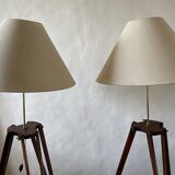 2x tripod lamps
