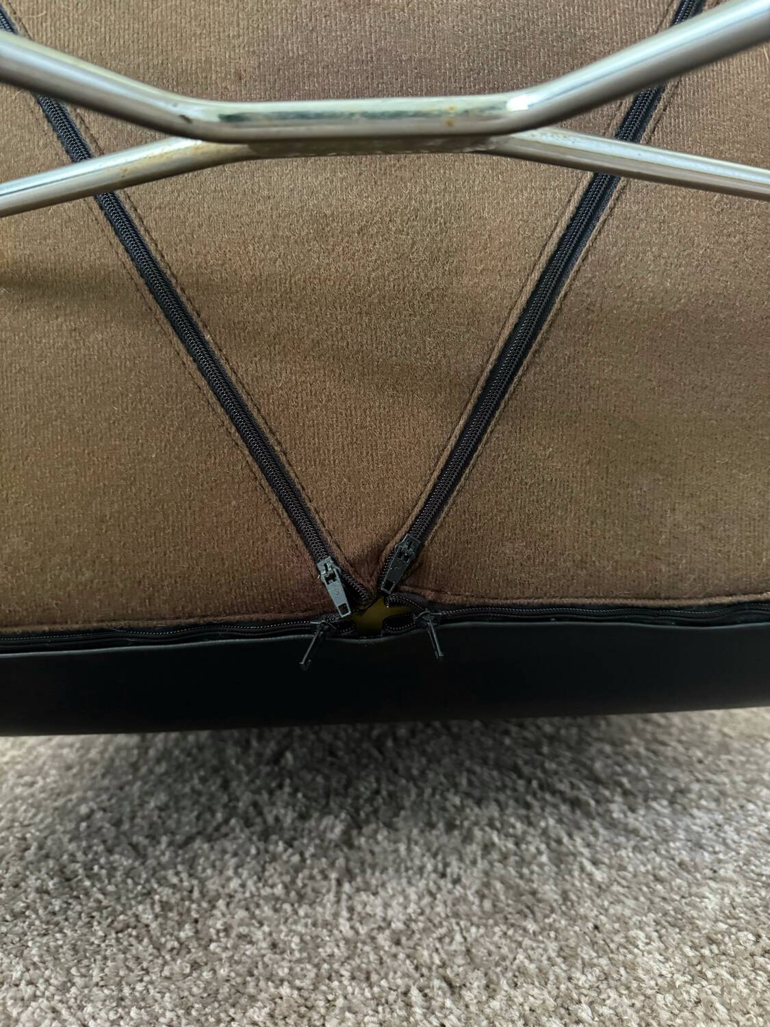 Black leather armchairs, Italian design, 70s (X2)