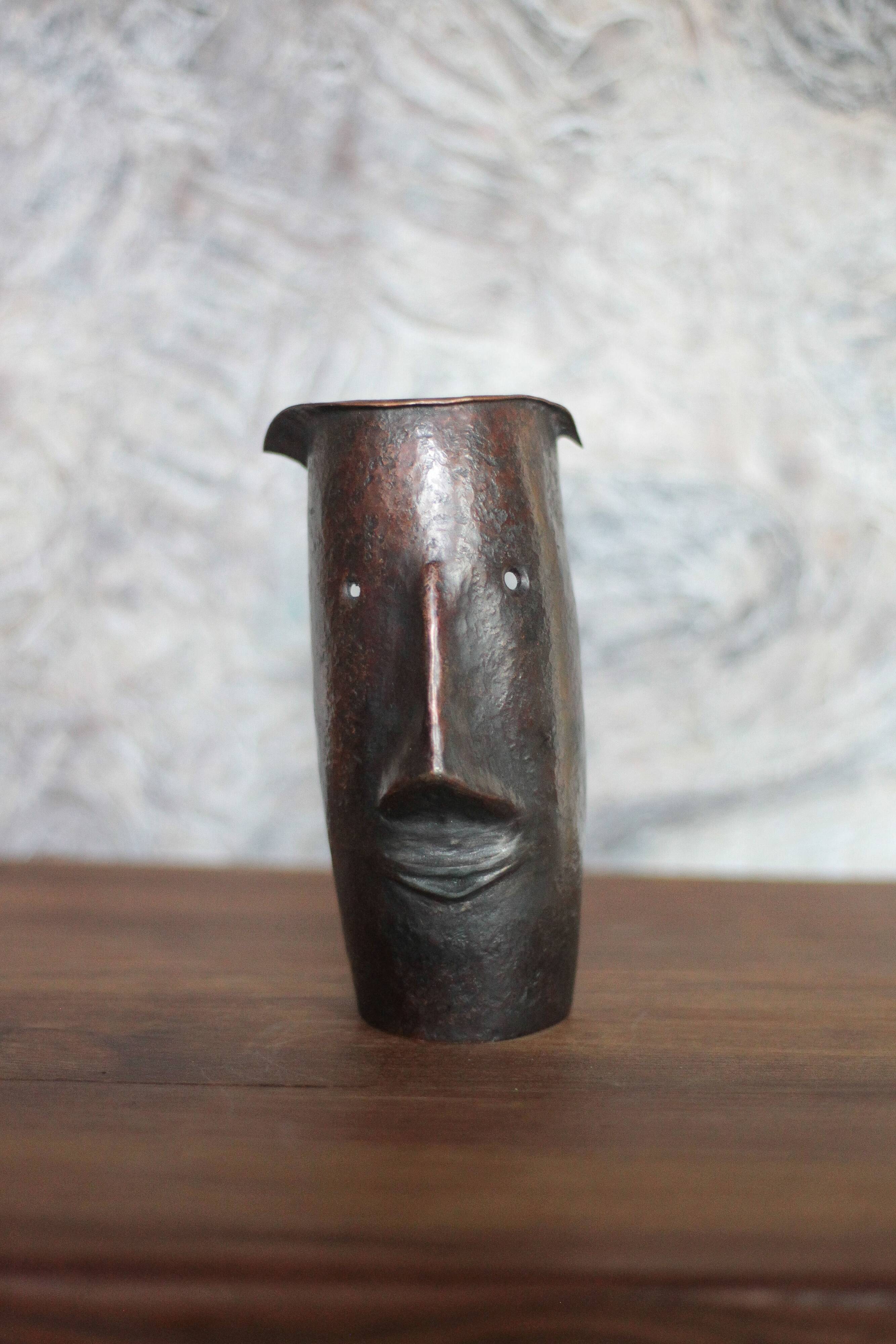 Copper sculpture signed Beaucousin Gérard, face-shaped sculpture, collection.