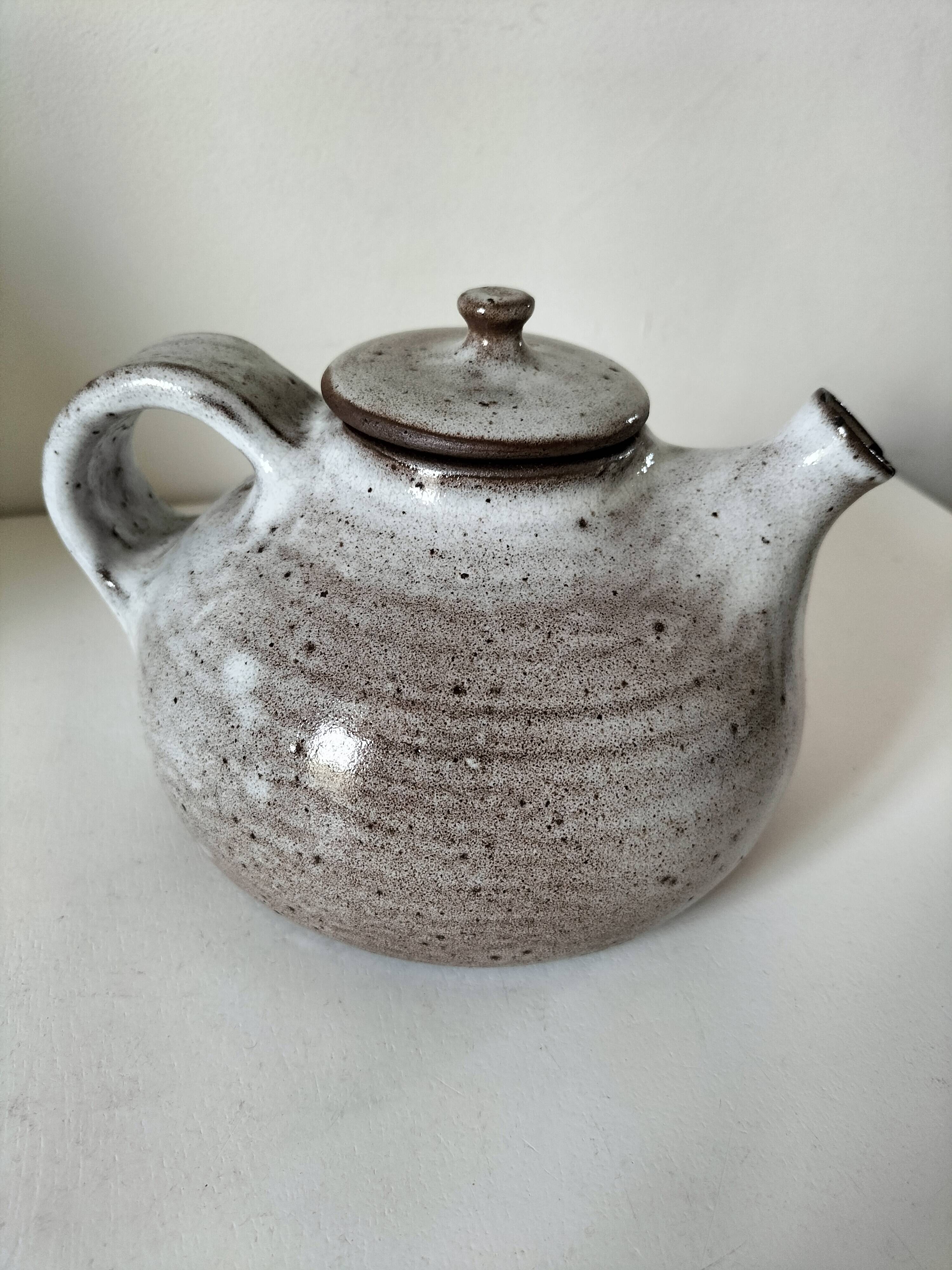 Stoneware teapot from Ratilly – Jeanne and Norbert Pierlot – 1960s/70s