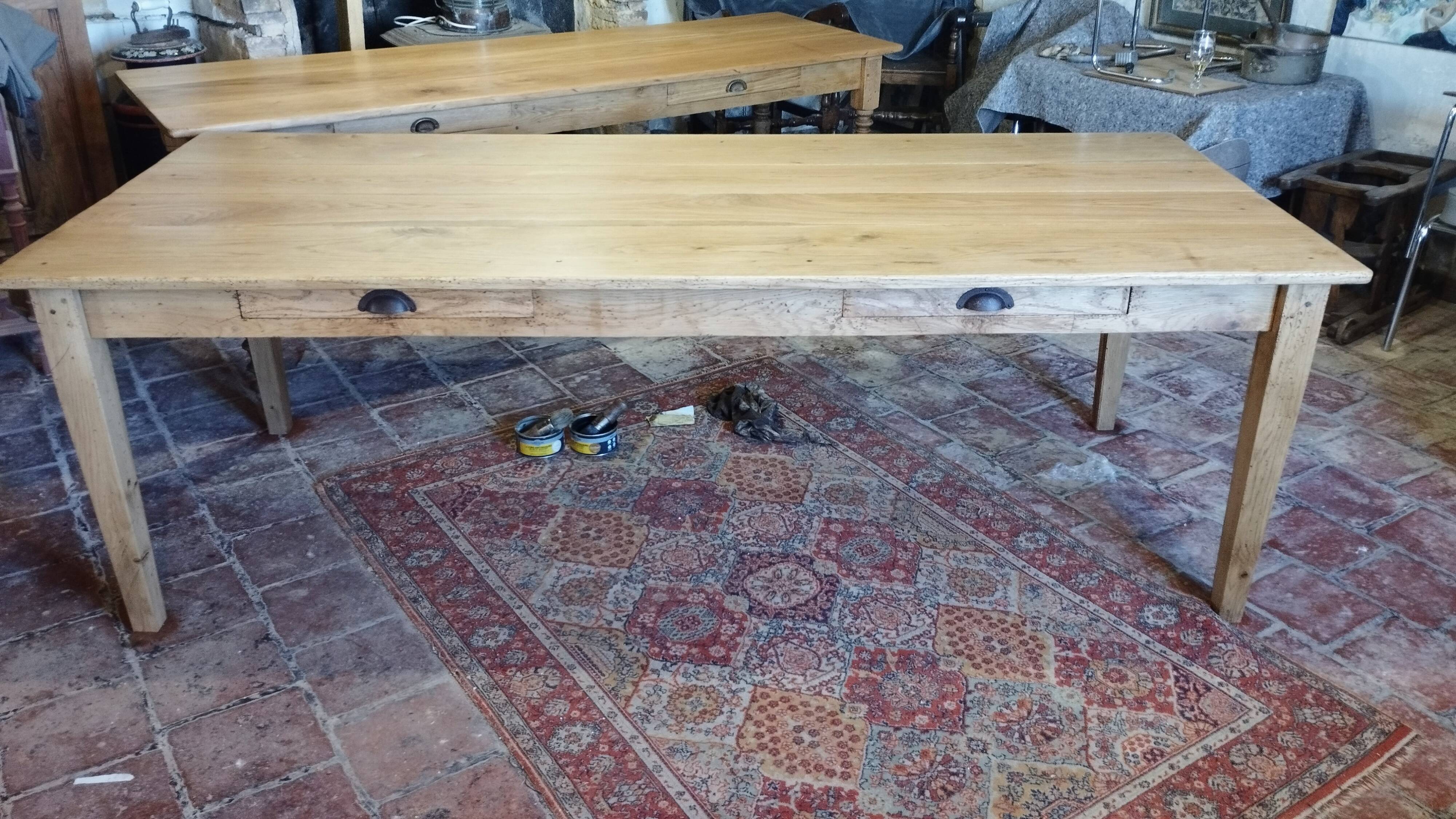 Table de ferme 230 x100 ,chêne clair patiné,