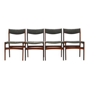 ensemble de quatre chaises
