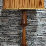 Grande lampe en bois florale sculpté 1960