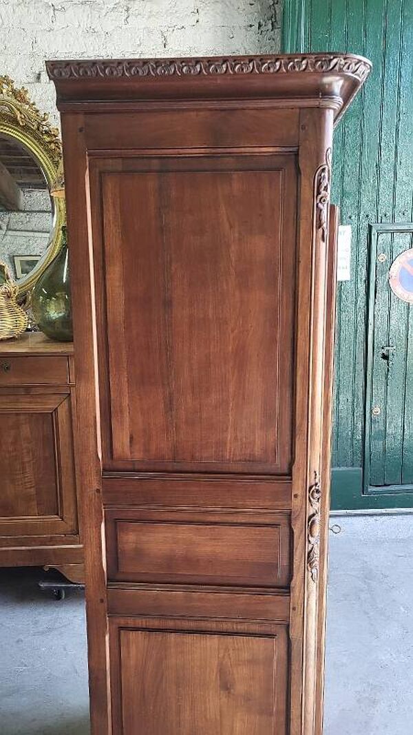 Vitrine style louis xv 1 porte en merisier