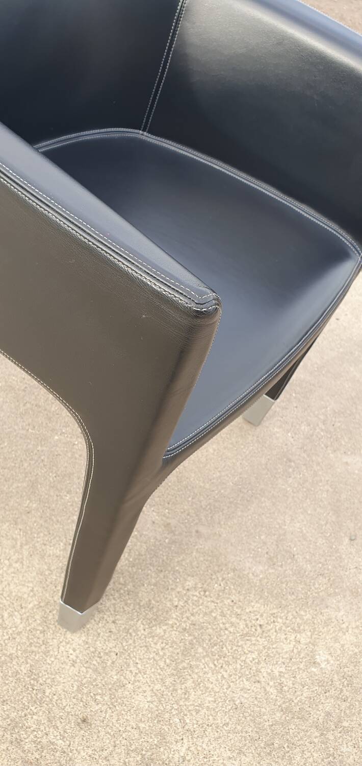 4 black armchairs Plank Claudio Bellini Mon Ami