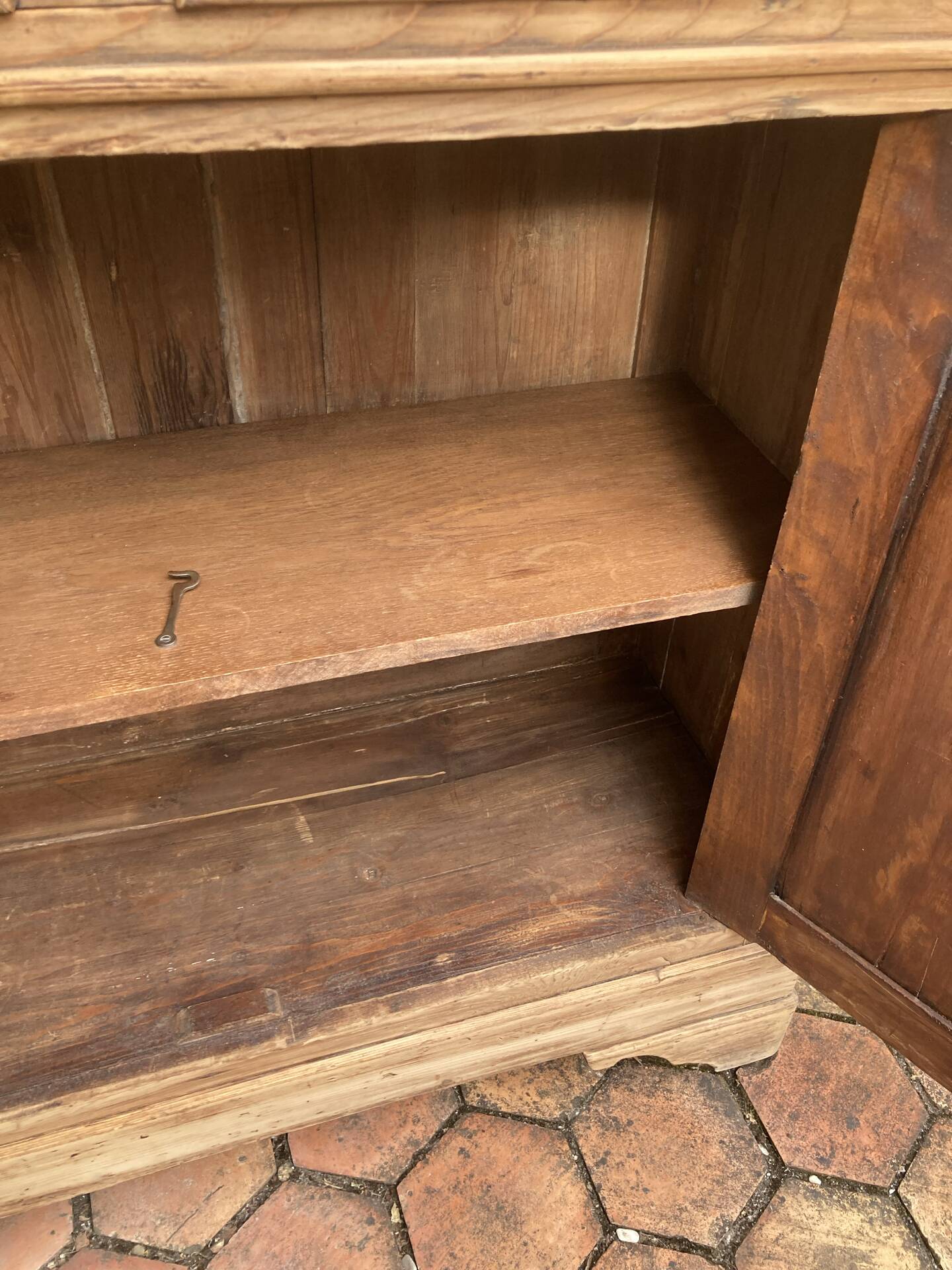 Old buffet