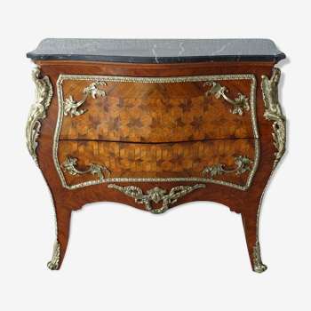 Commode en marqueterie de cube