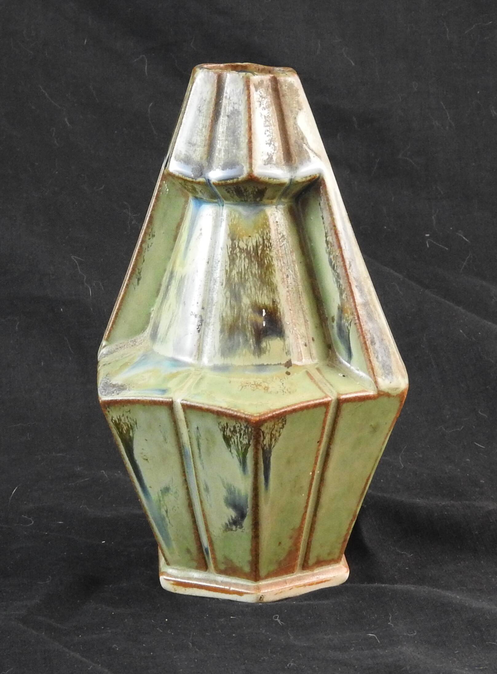 art deco vase in denbac sandstone number 241