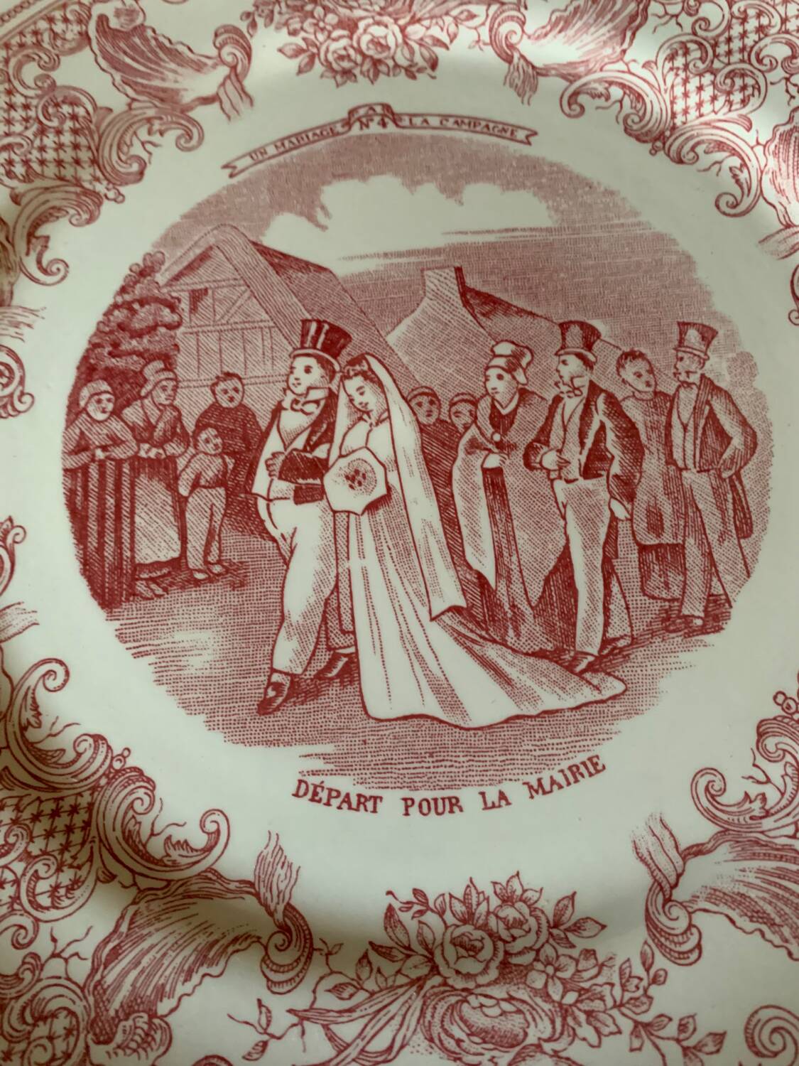 Gien earthenware pie dish
