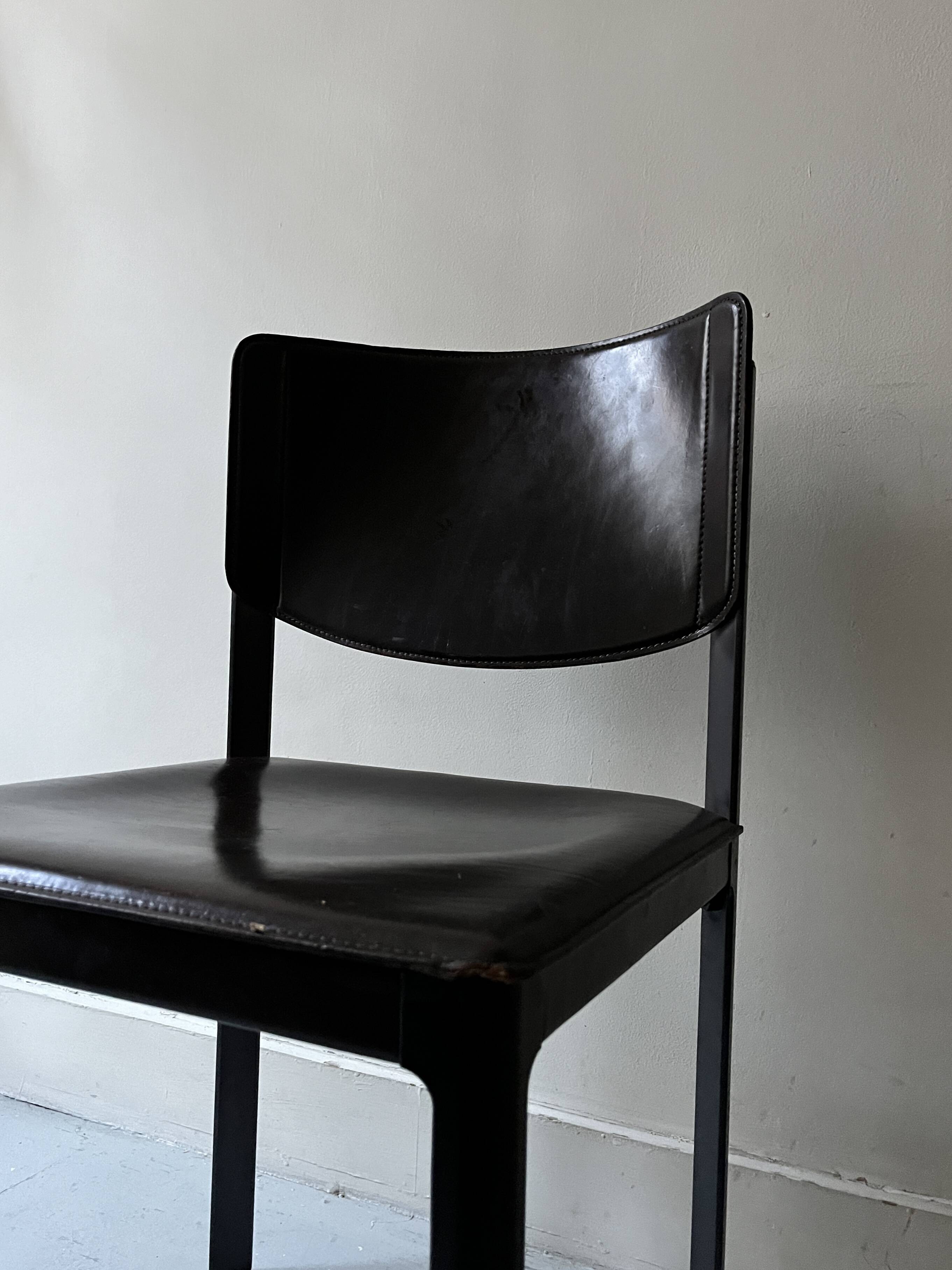 Set of 2 Italian chairs in brown Havana leather, design MATTEO GRASSI