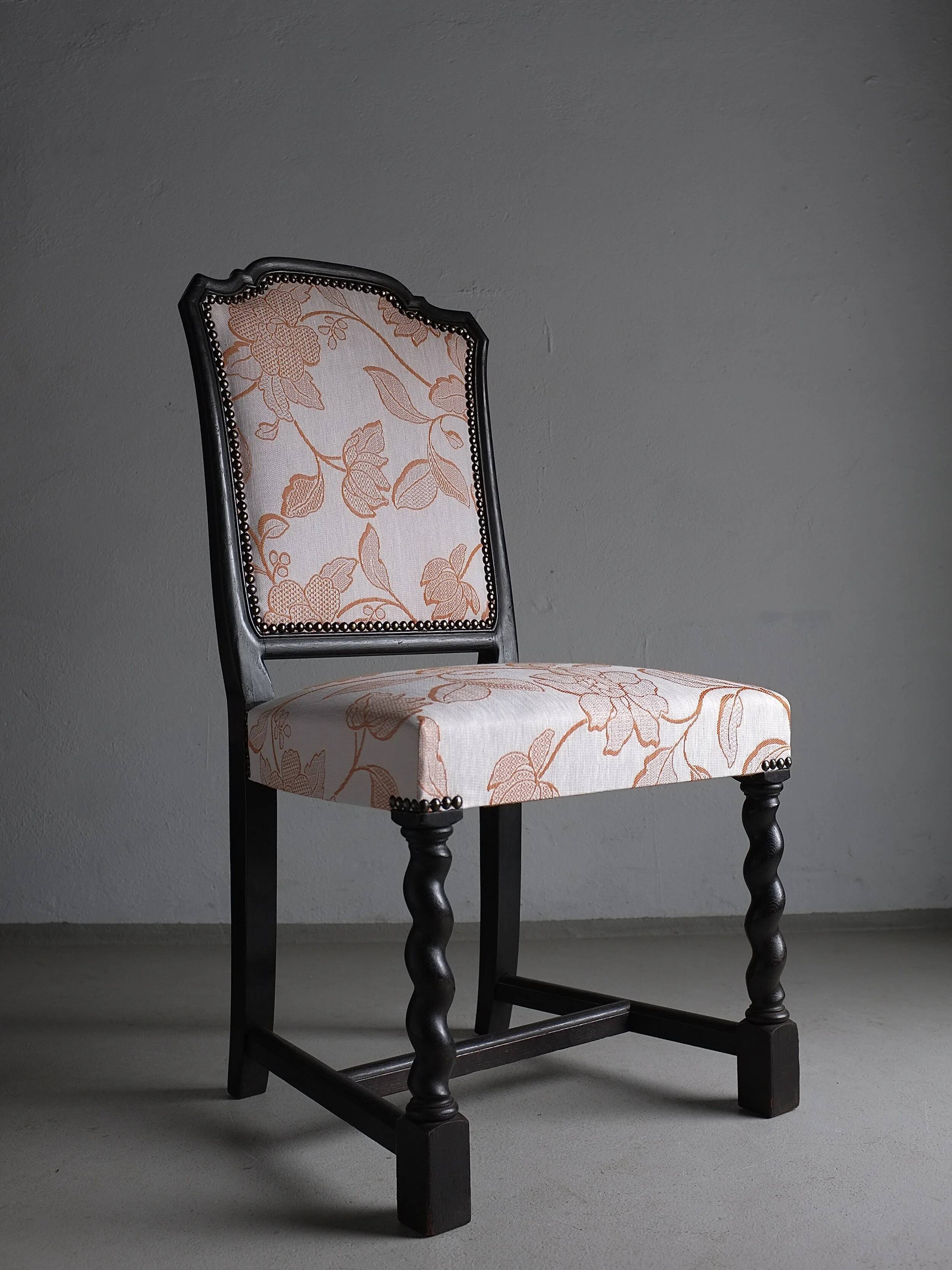 2 oak chairs | Barley twist legs | Sweden | 1920s