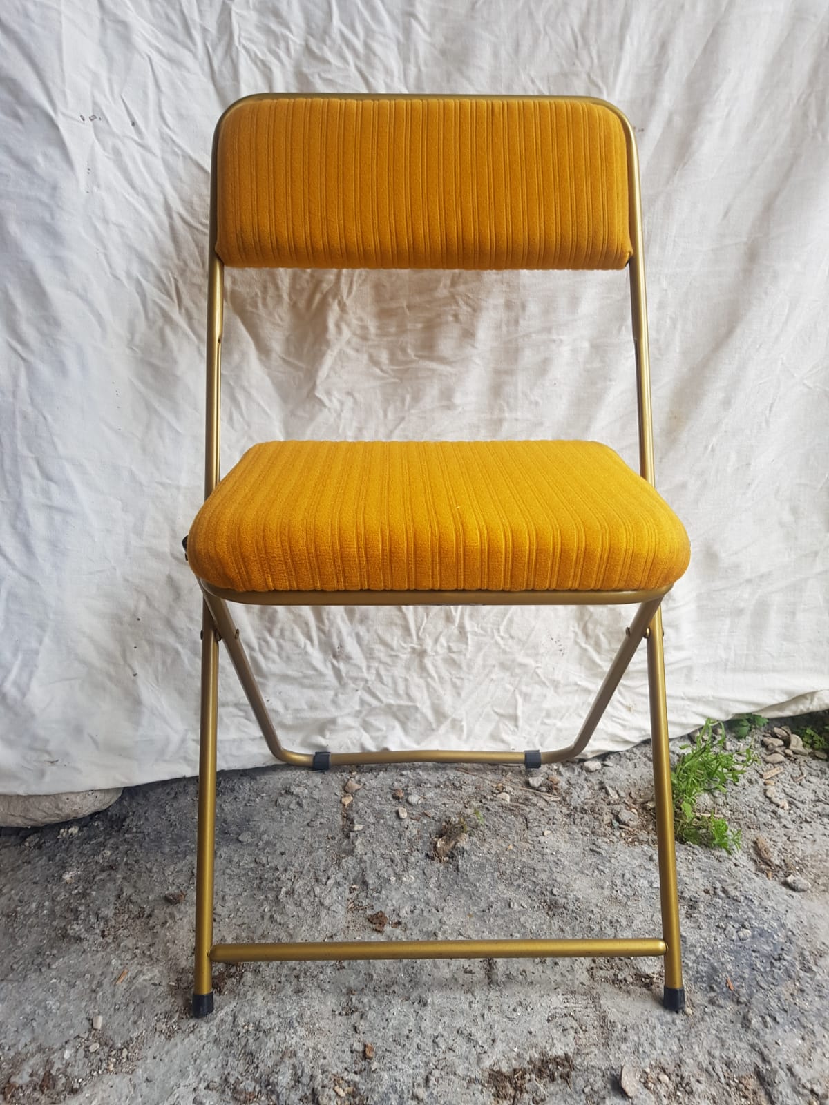Old folding chair lafuma