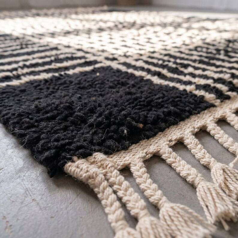 Tapis berbère marocain au charme naturel 250cmx200cm