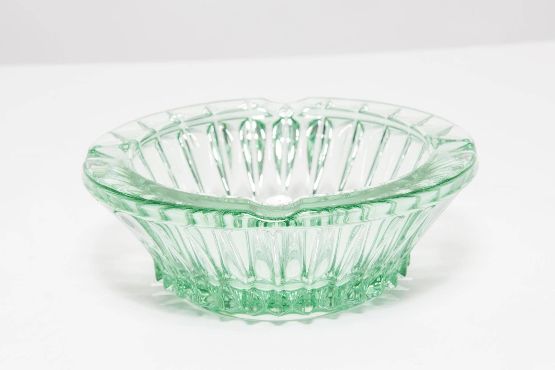 Green crystal glass bowl ashtray, mid-century, Italy, 1970s.