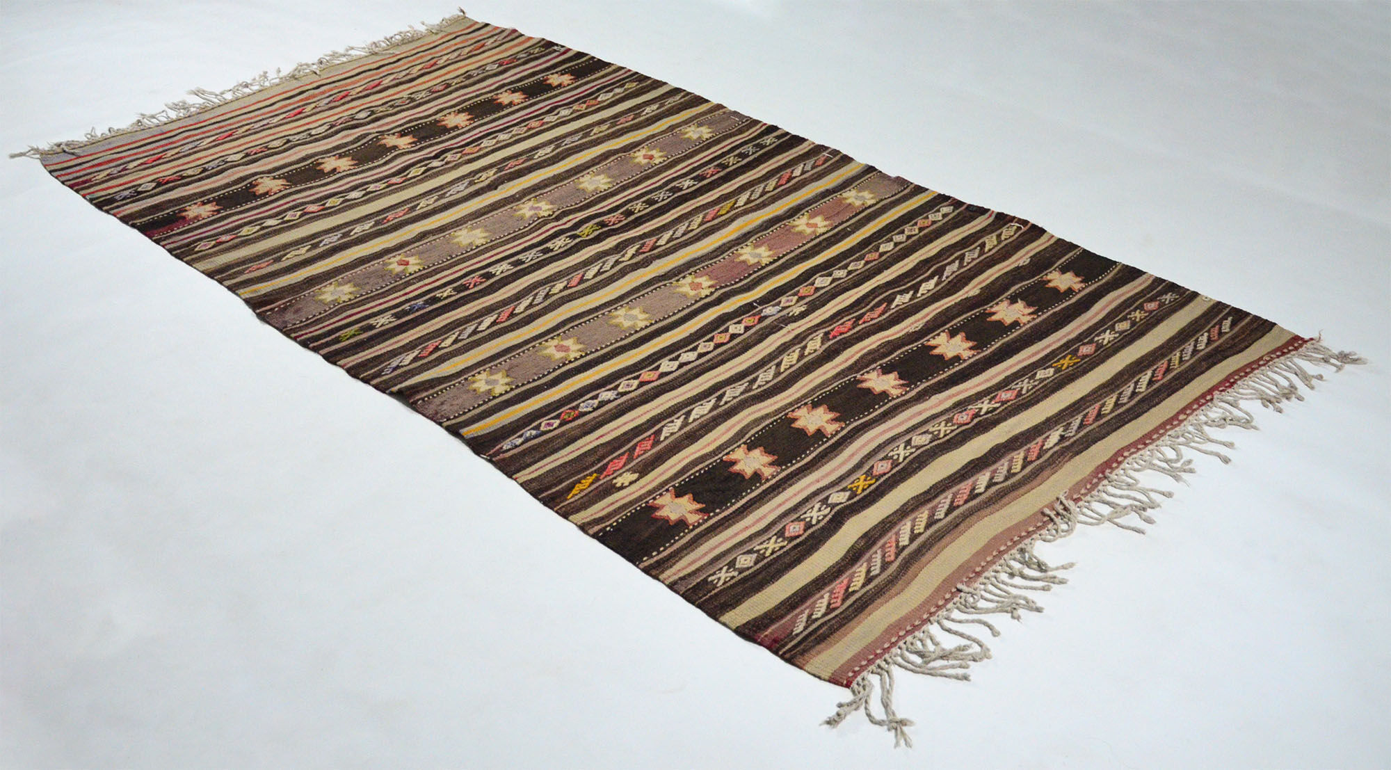 Anatolian handmade kilim rug 260 cm x 146 cm