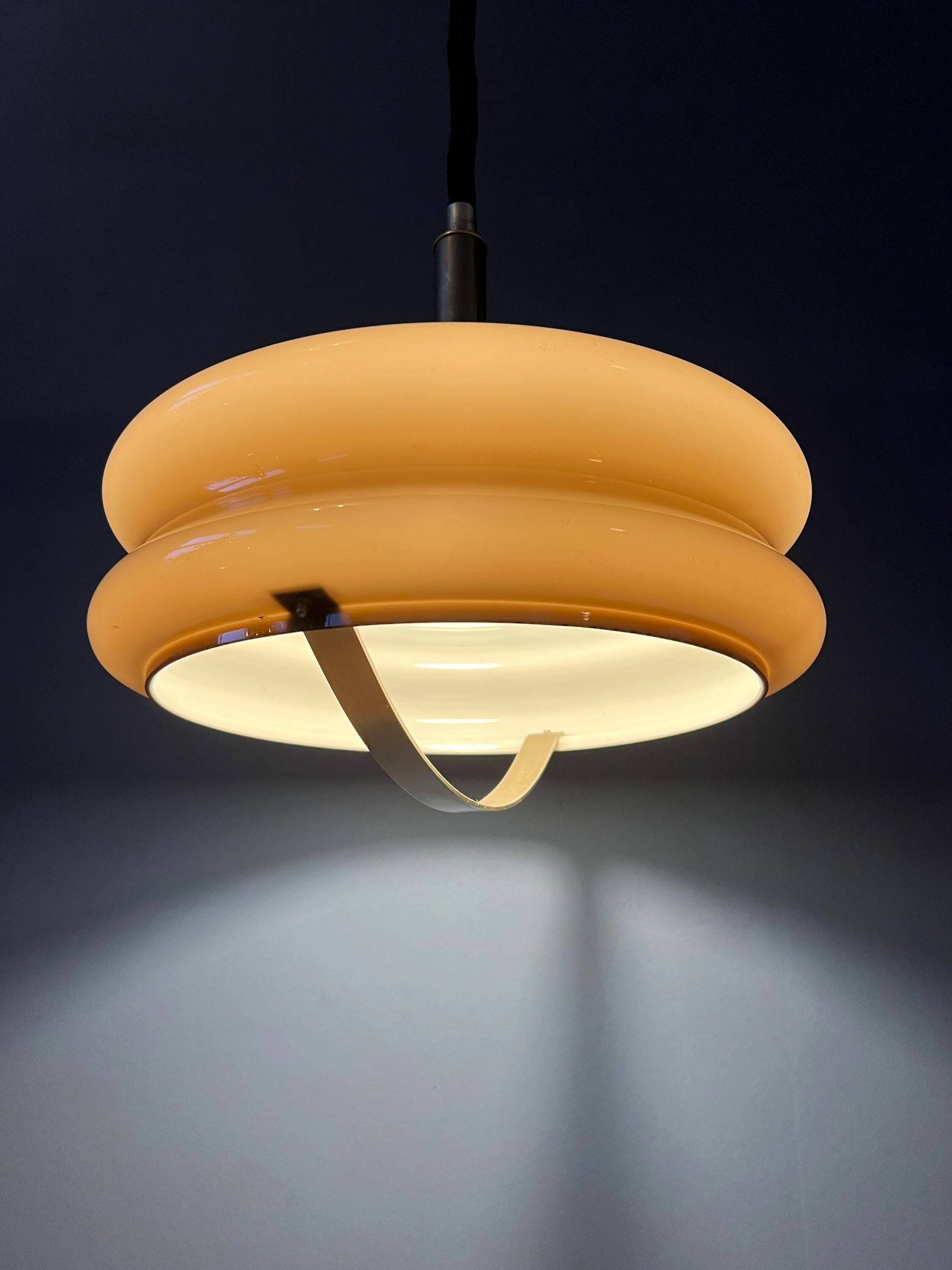 Suspension vintage Space Age en acrylique Herda