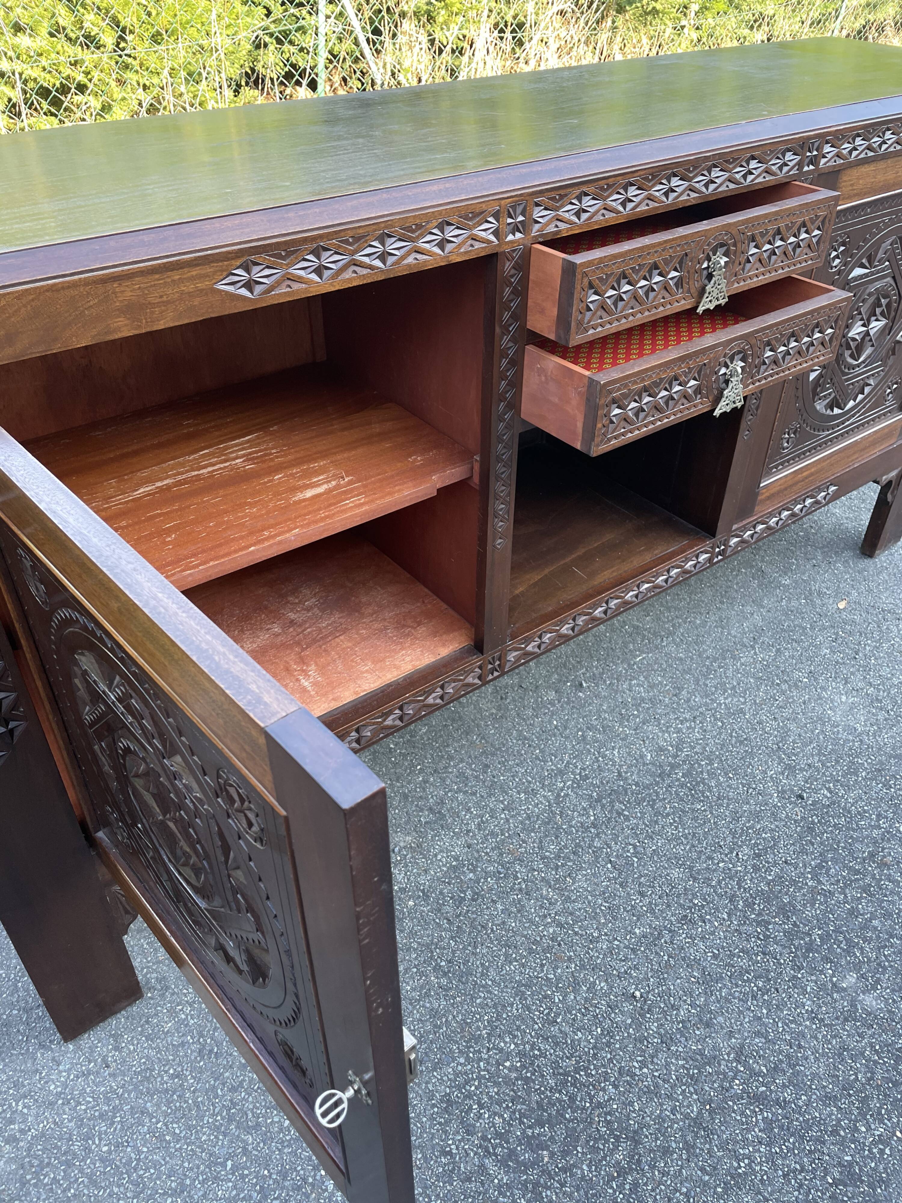 Enfilade buffet art deco brutalist furniture Morocco style dudouy