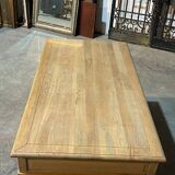 Flat oak desk