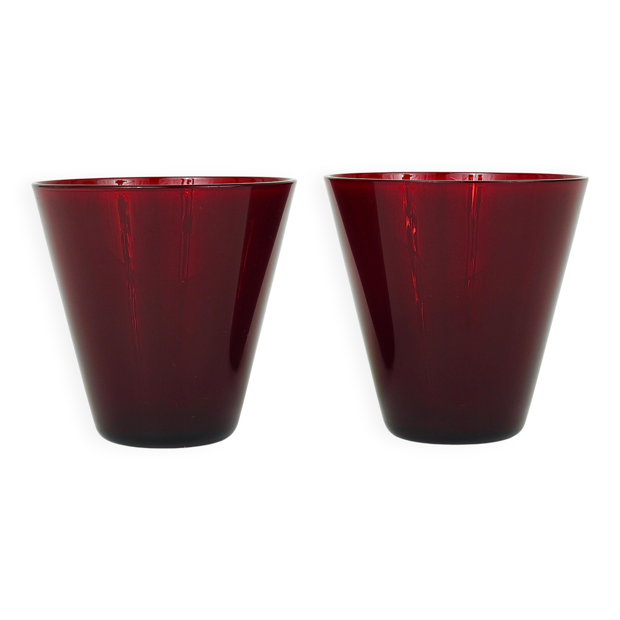 Four Kartio drinking glasses by Kaj Franck, mid-century style, from Nuutajärvi Nottsjö, Finland.