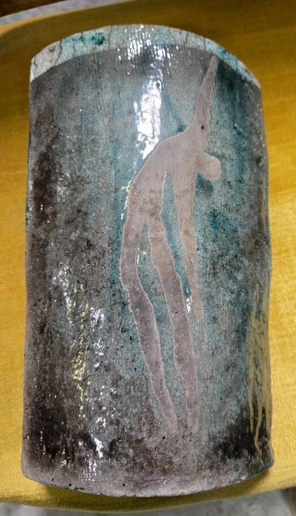 Large sculptural vase in glazed ceramic, artwork from around 1970.