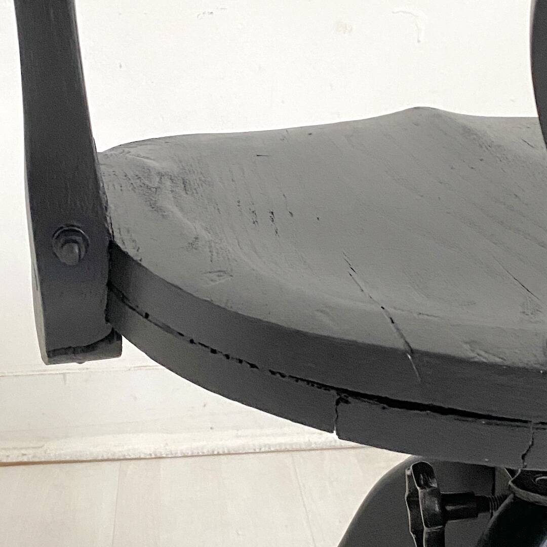 American office chair from the late 19th century