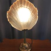 Shell lamp in gilded brass and molded glass 70s