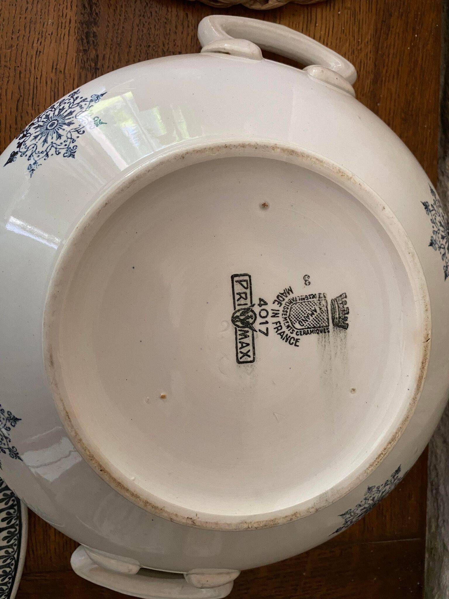 Tureen and its lid Earthenware St Amand