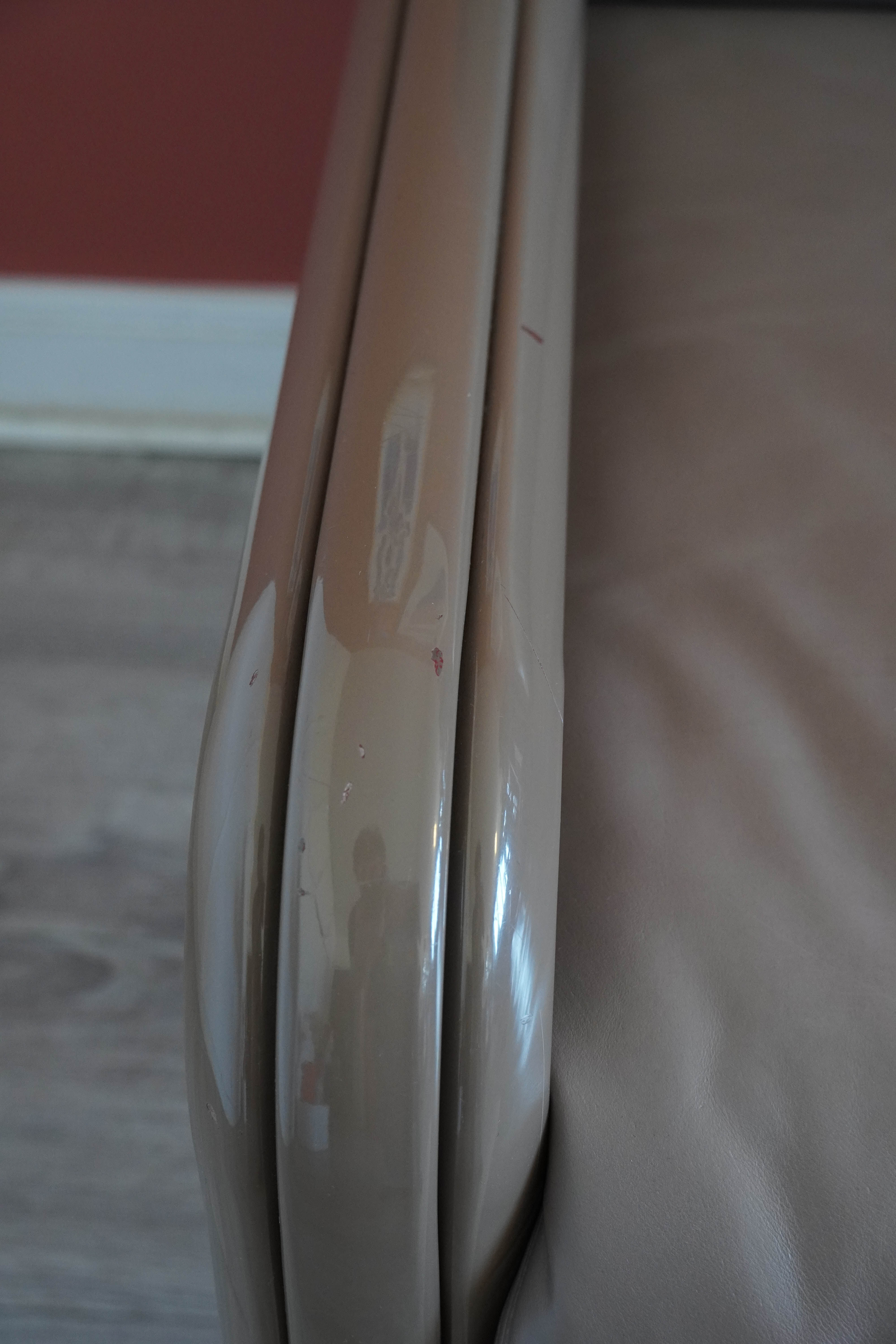 Orsay leather armchair by Gae Aulenty for Knoll