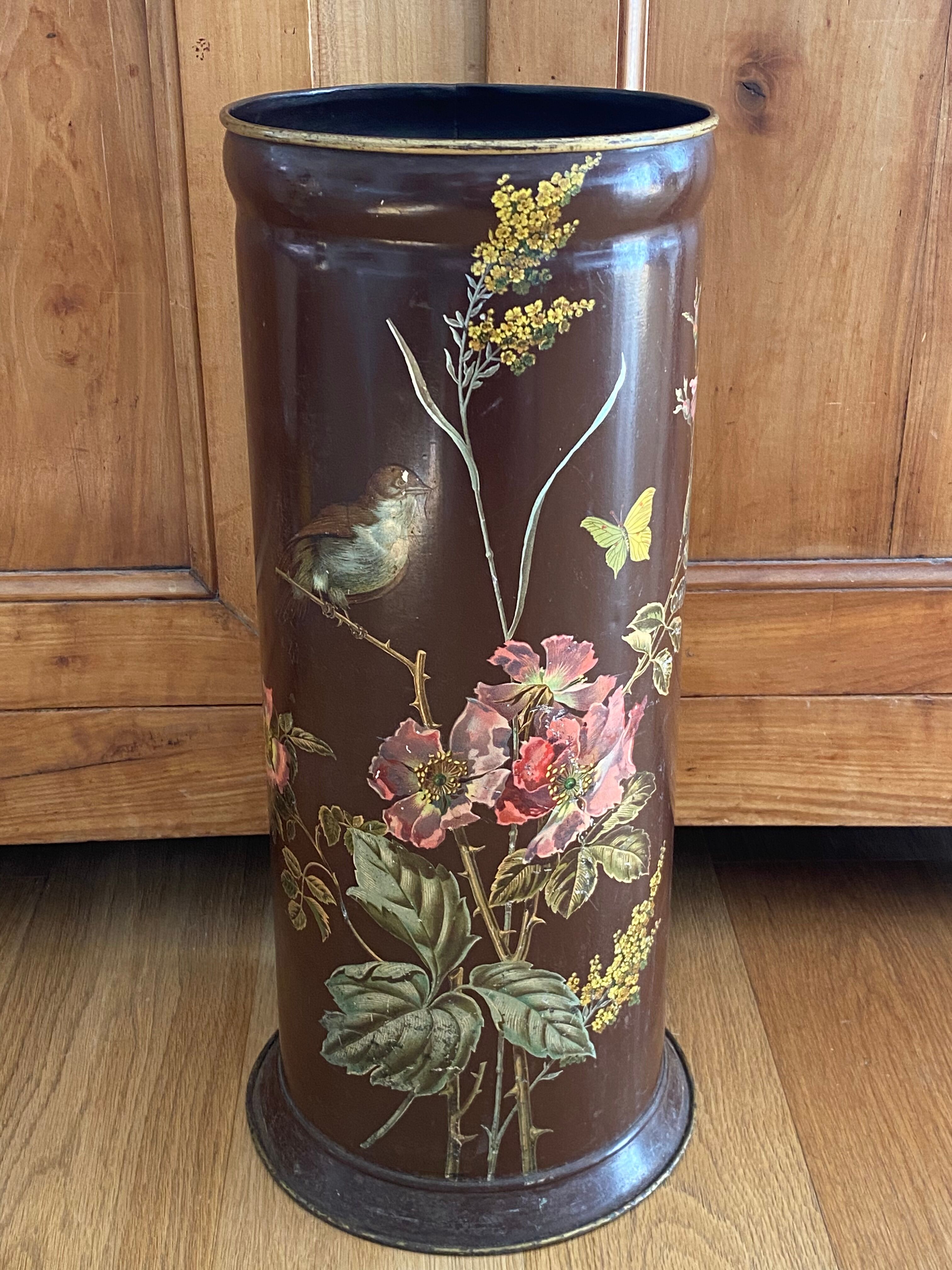 Napoleon III painted sheet metal umbrella holder