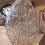 Bouteille en verre moulé