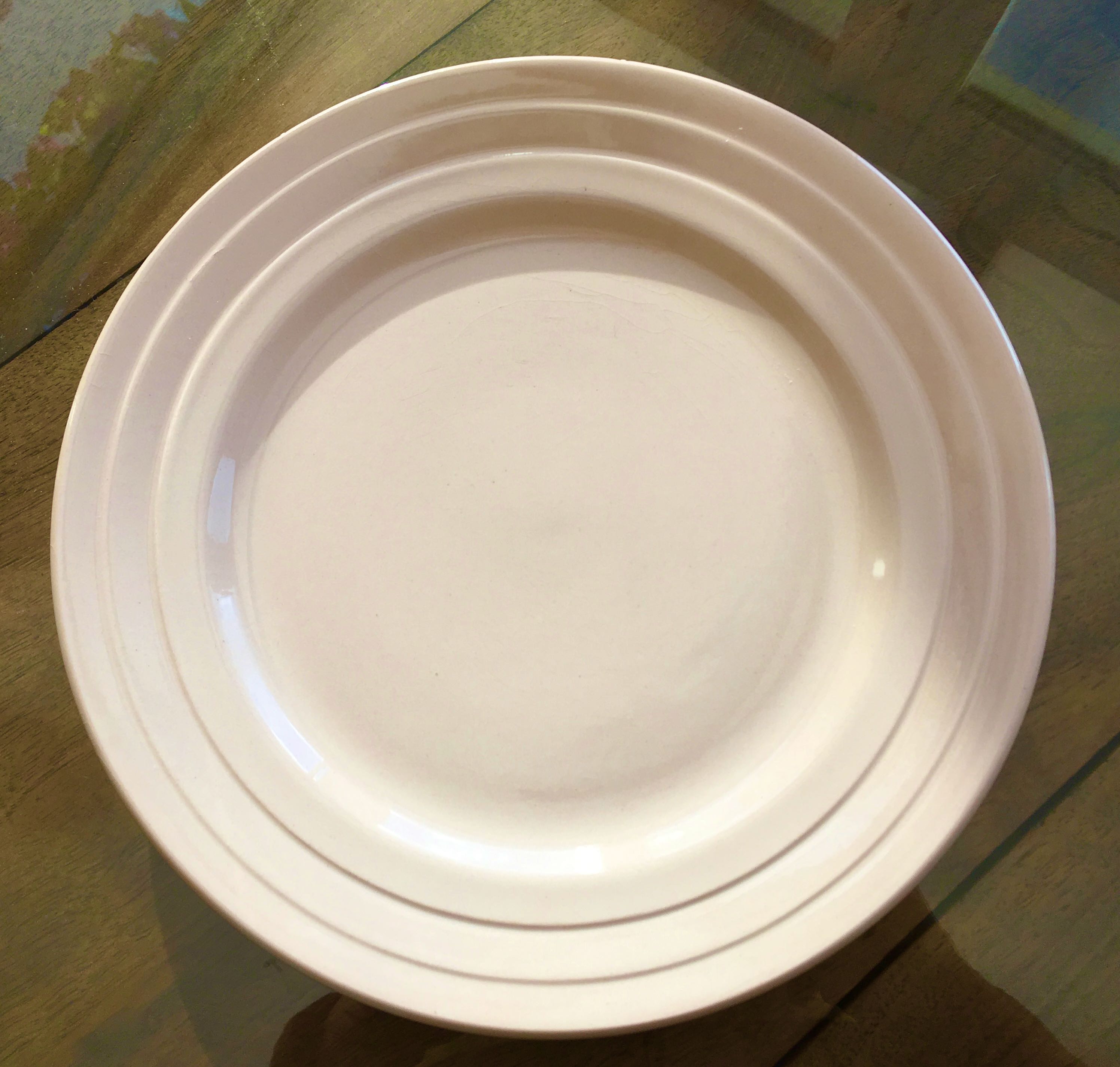 Set 16 earthenware plates from St Amand