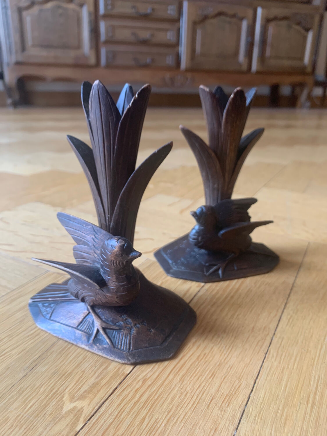 Carved wooden bird candlesticks - Black Forest