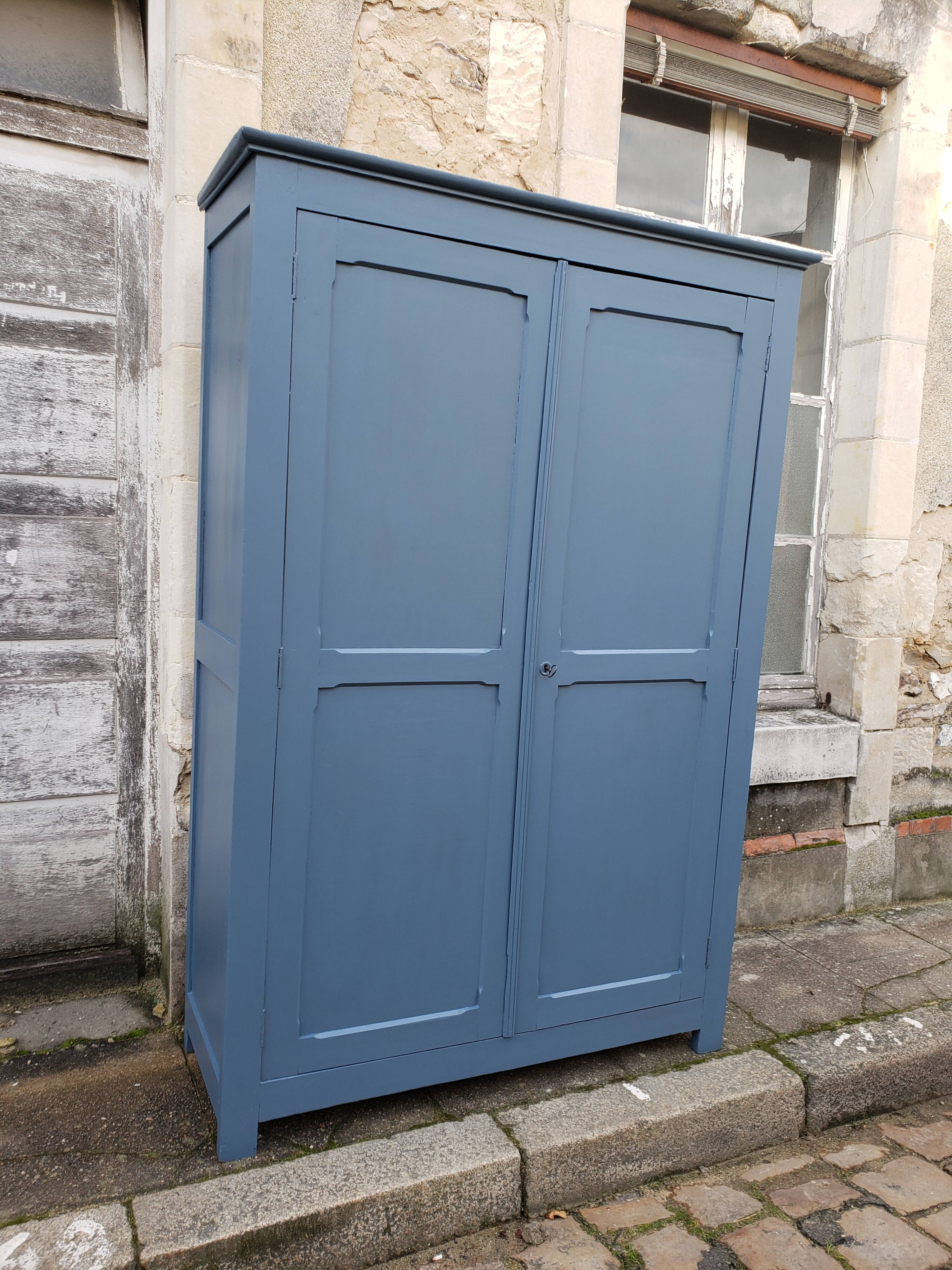 Parisian wardrobe large model