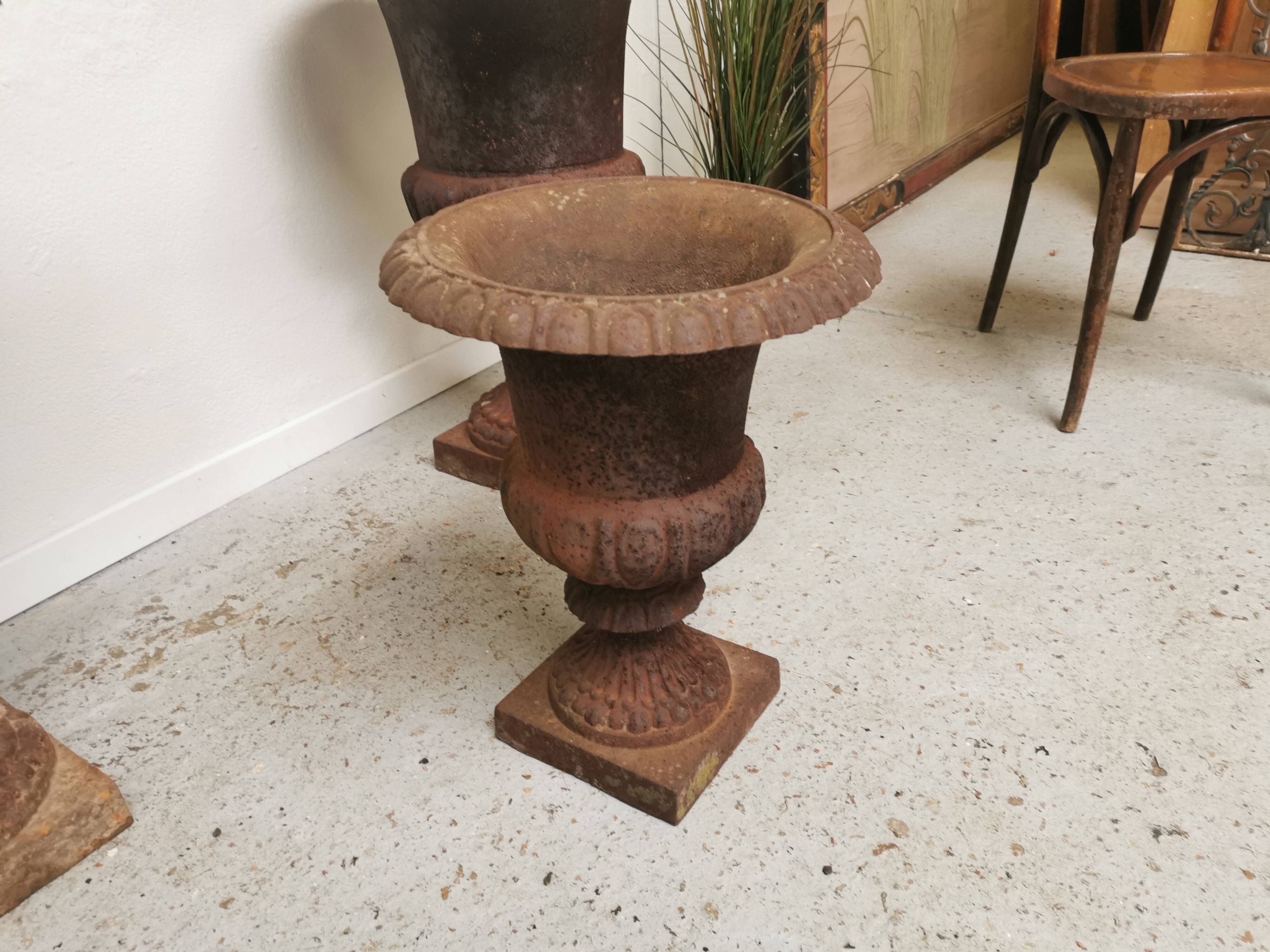 Paire de vase Médicis en fonte 50cm