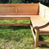 Corner bench