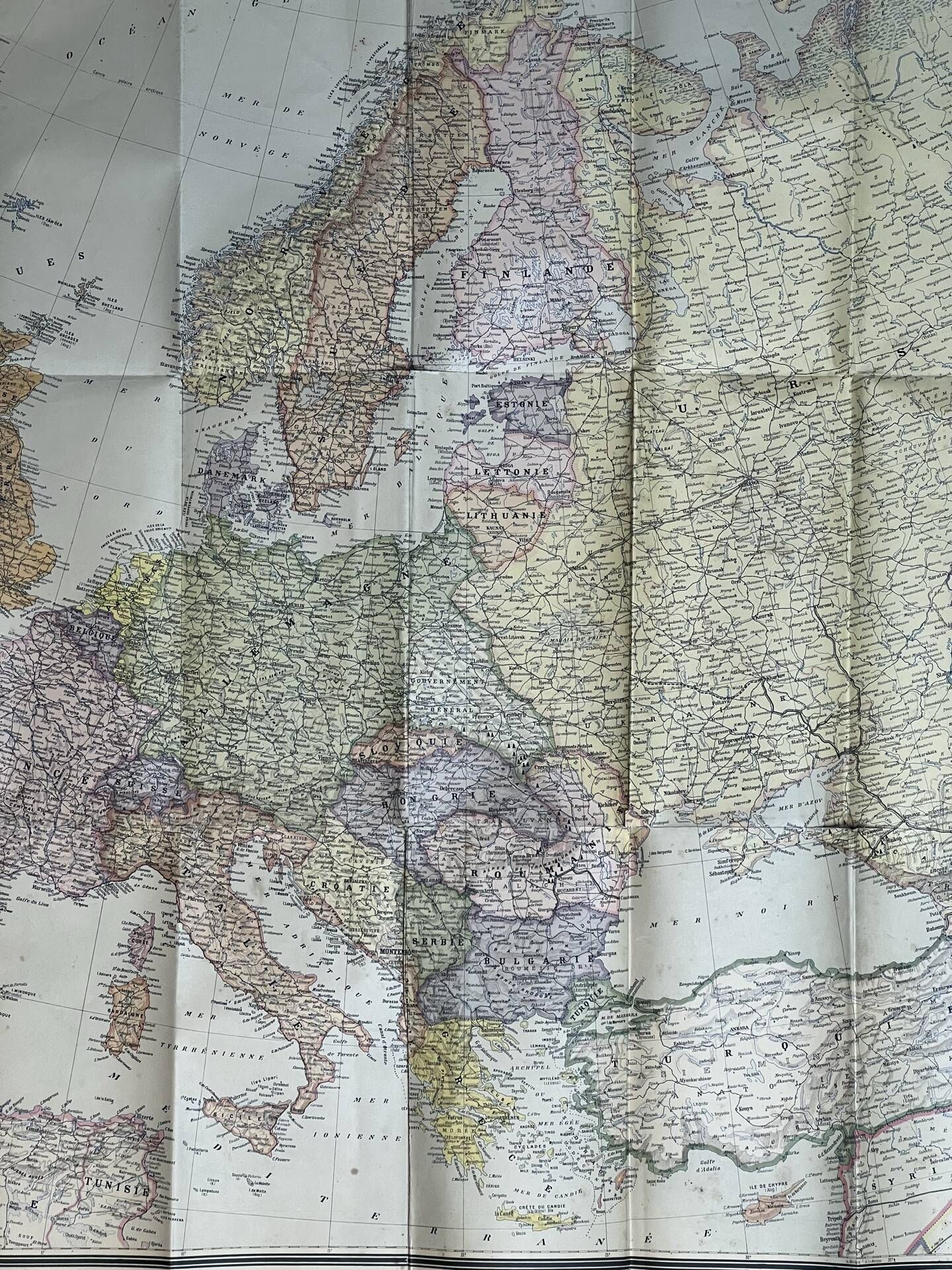 Very large map 93x73: Physical and Political Europe, printed by L