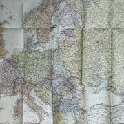 Très grande carte 93x73 : Europe Physique et Politique, imprimée par L