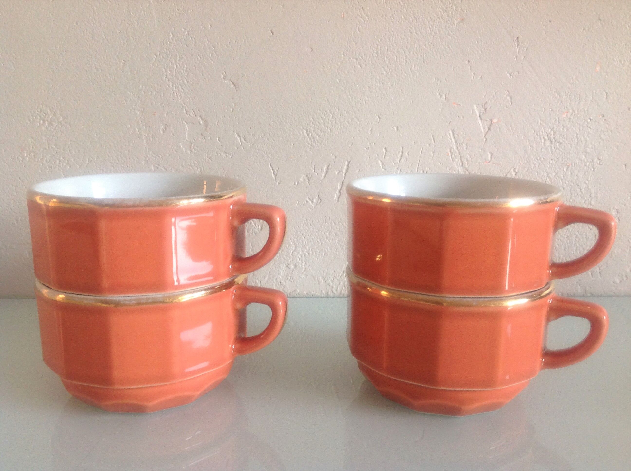 Bistro style four-mugs suite orange-pink by Apilco /vintage 70-80