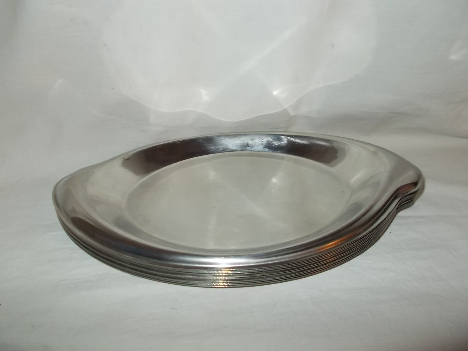 Lot of 10 oval stainless steel dishes