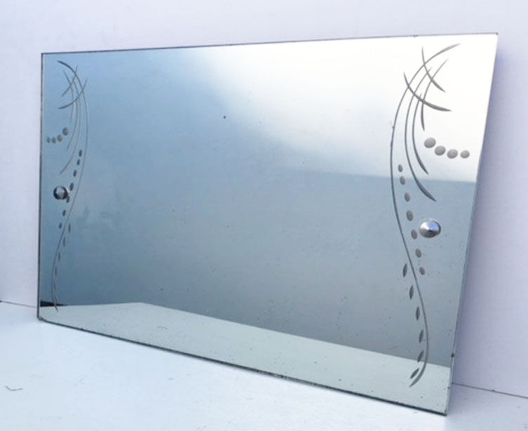Engraved mirror 42x60 cm