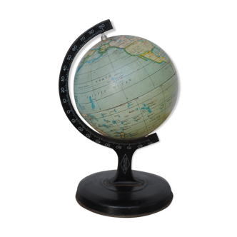 Globe métal 1940