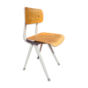 chaise de Frisko Kramer