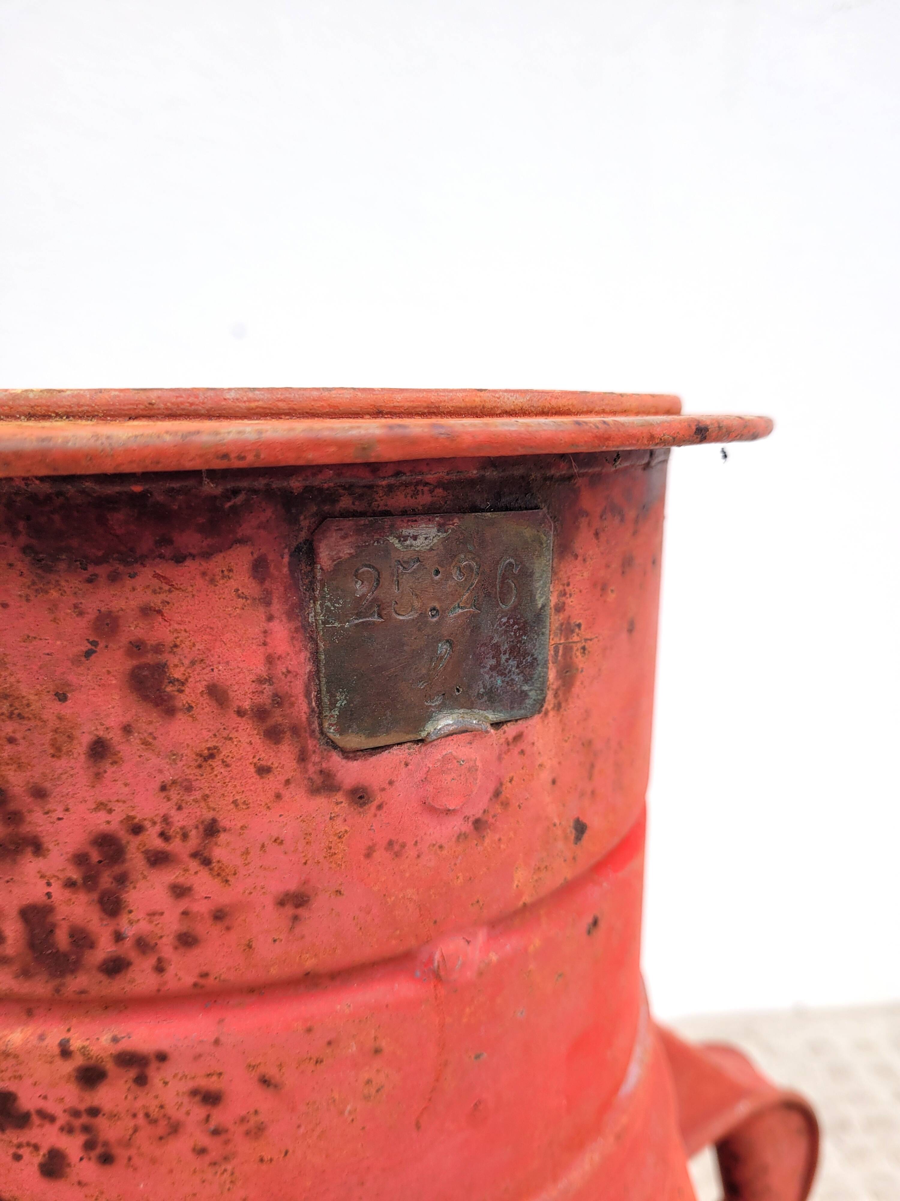 Amphora vase old enamelled sheet metal