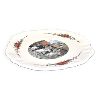 Obernai dish in Sarreguemines earthenware in scalloped lentil shape - Alsace horse rider 30 cm