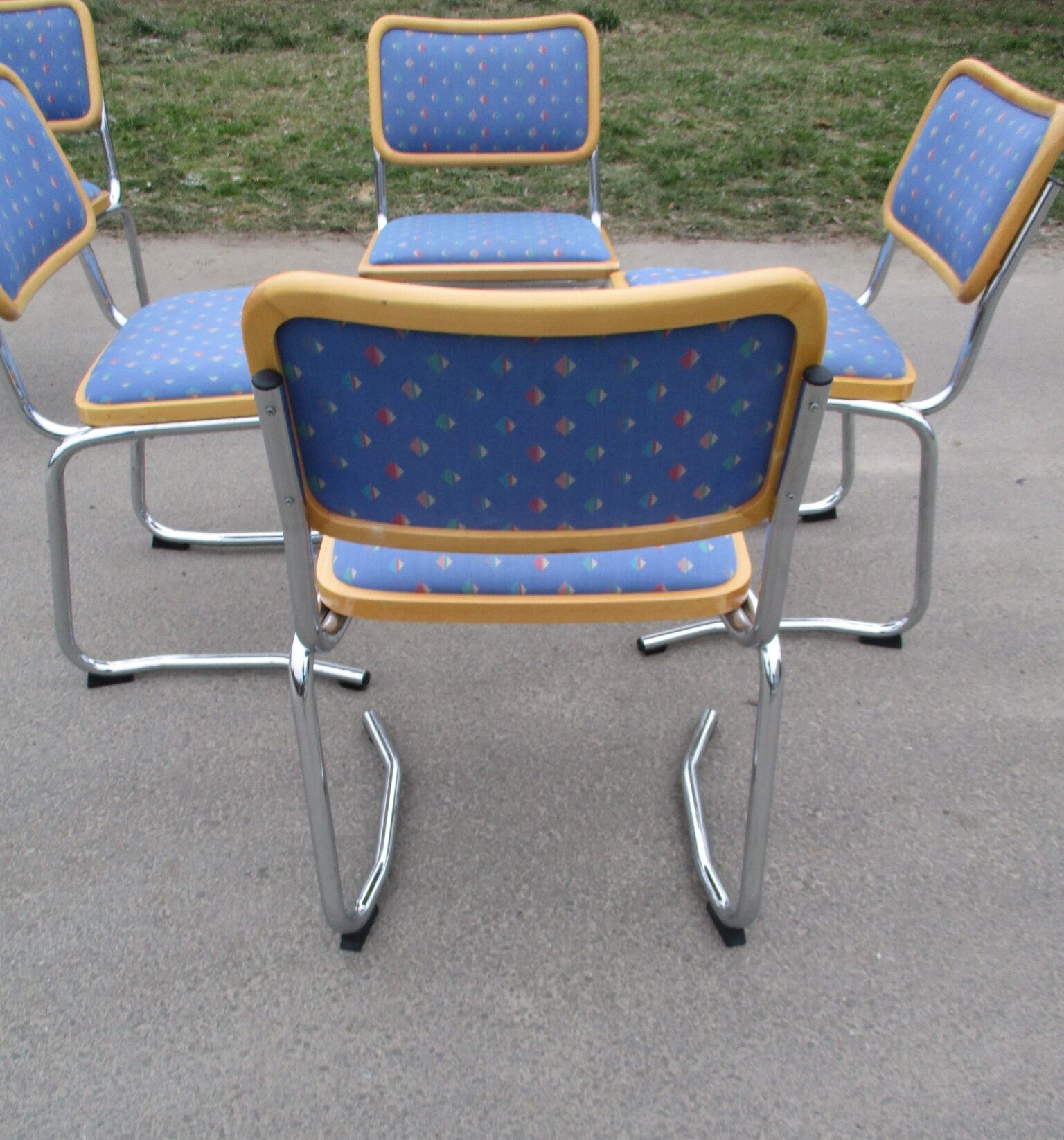 Ensemble de cinq chaises, Italie, années 1970