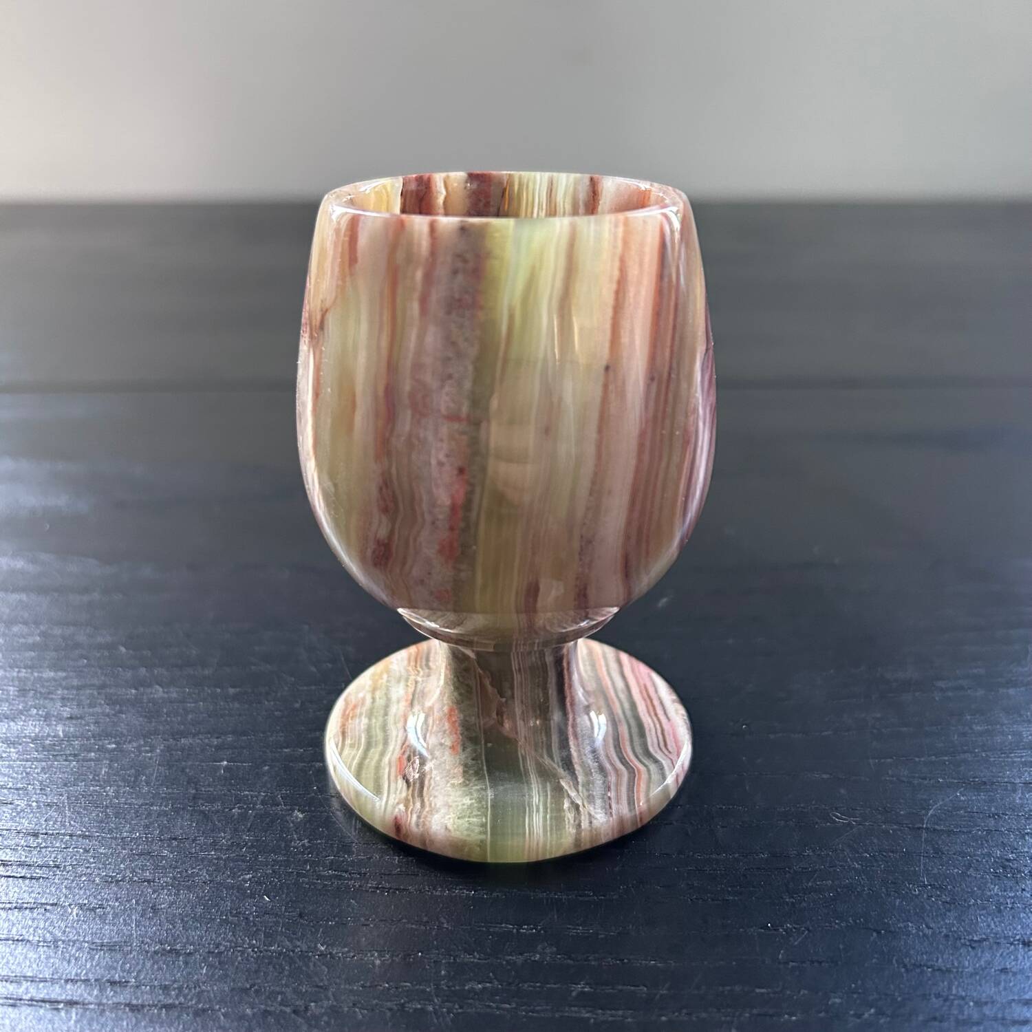 Onyx egg cup