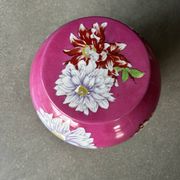 Dahlia Vase – Kenzo Takada – signed piece – porcelain (26 cm)