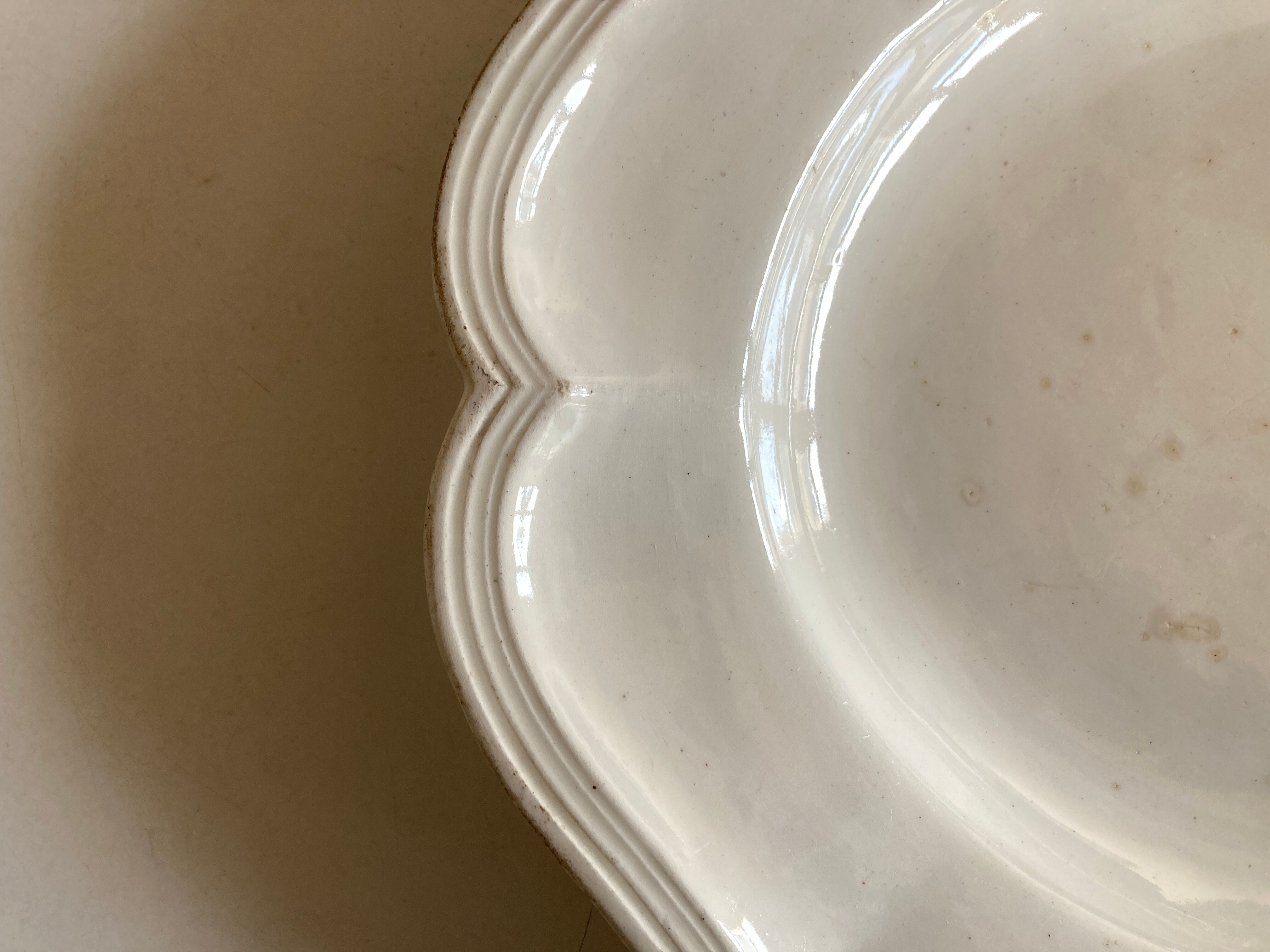 Plate in godenware 19th