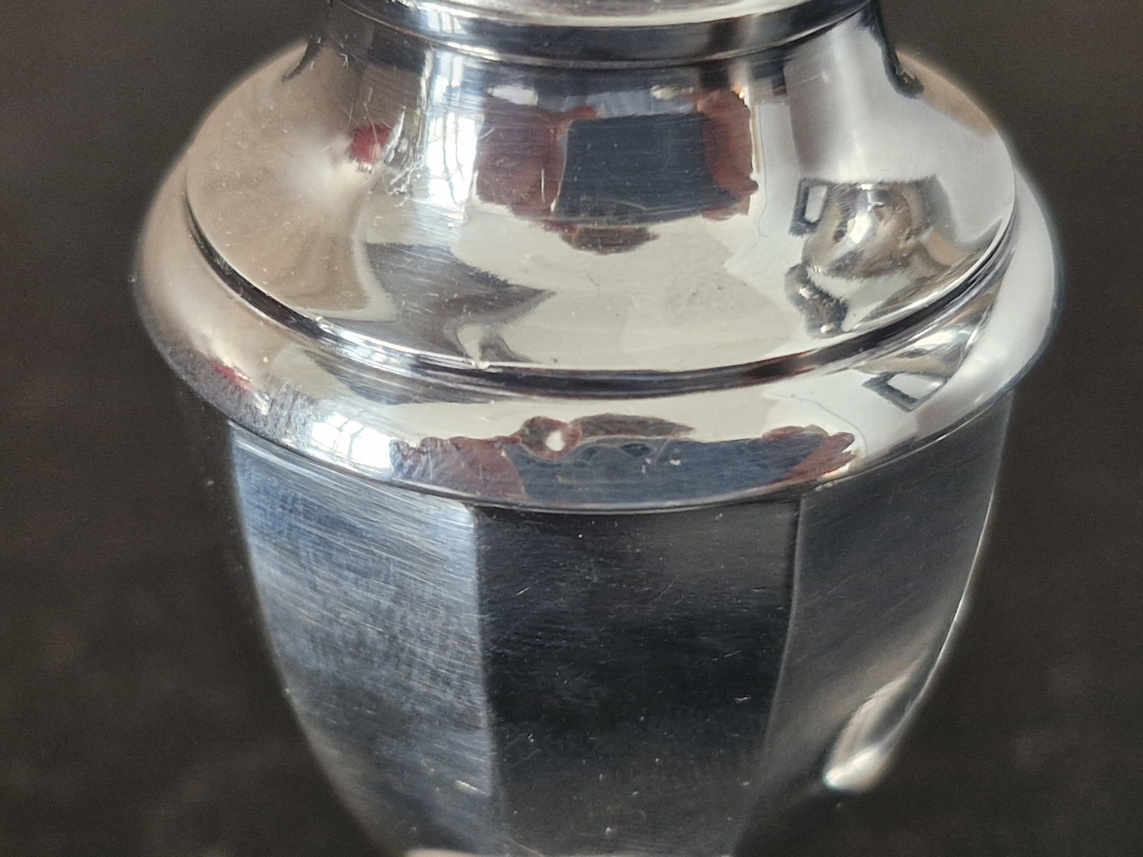 Silver salt cellar