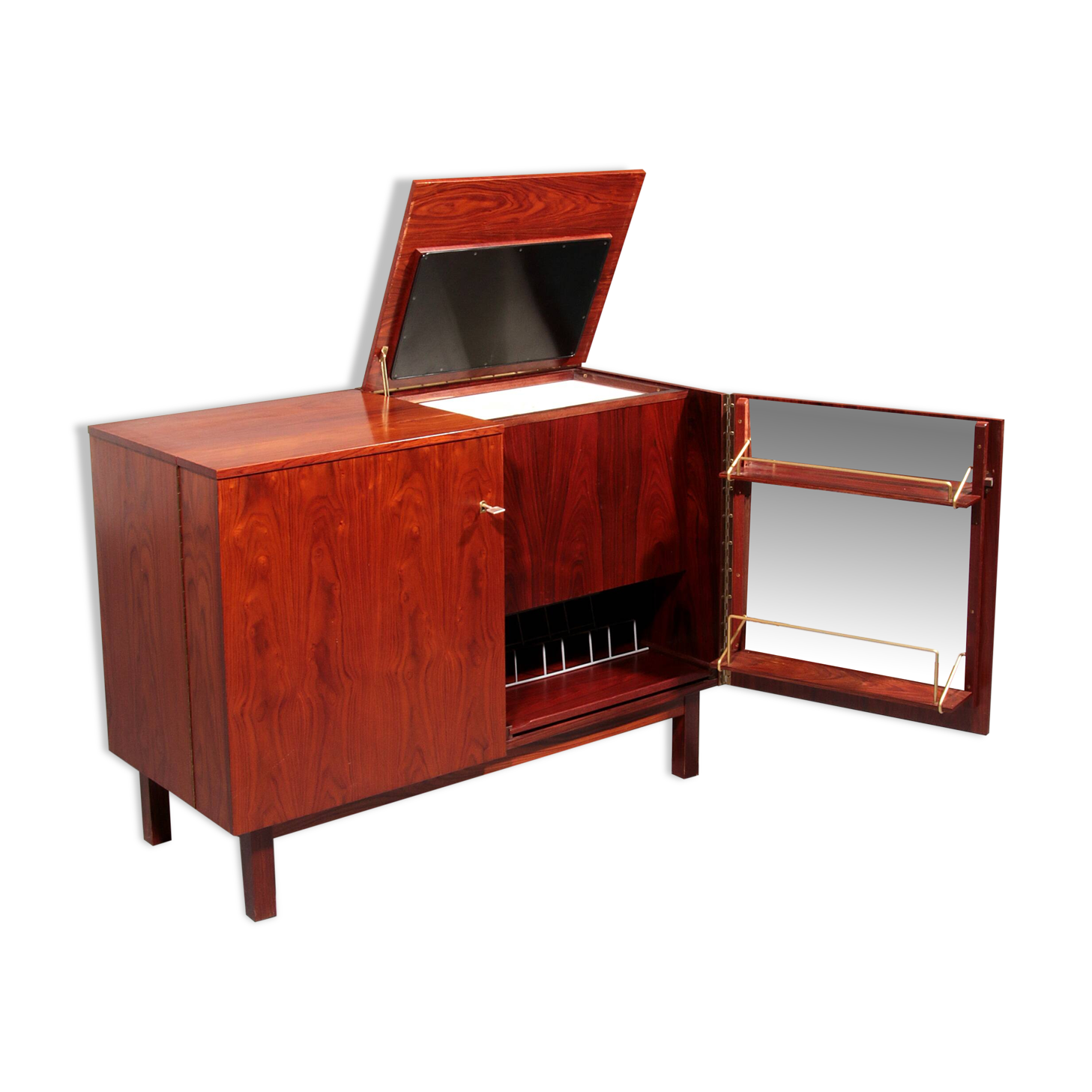 Timeless Scandinavian mini-bar with mid-century charm 1960